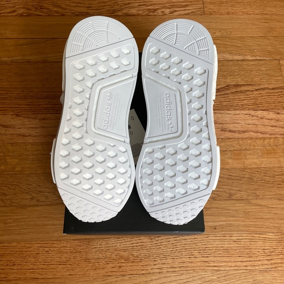 Adidas NMD R1 White Womens Shoes - Picture 6 of 7
